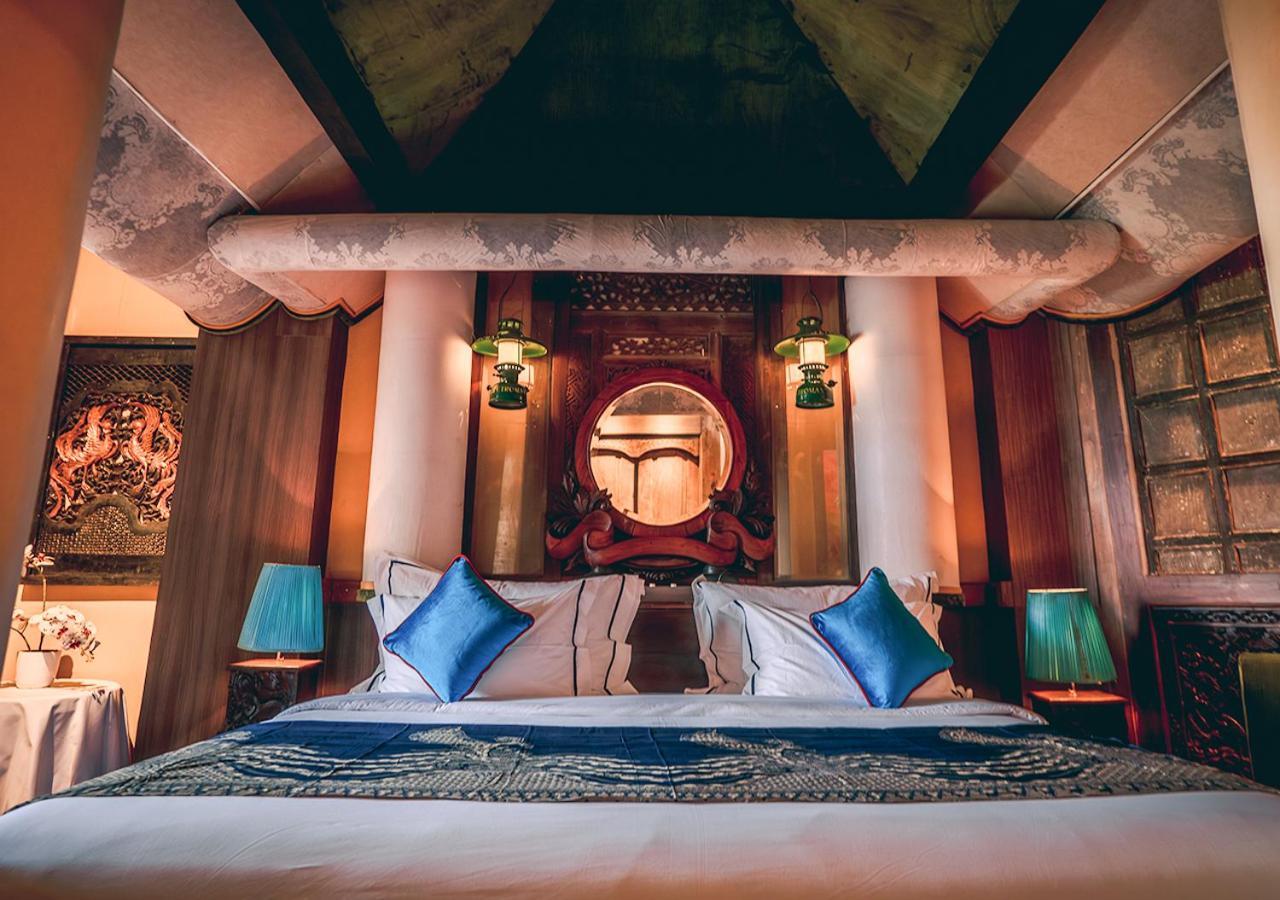 Lebak Suite with Signature Afternoon Tea, Minibar, and One Glass Afternoon Cocktail for Two Persons